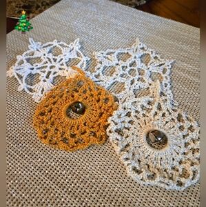 4 vintage crochet ornaments